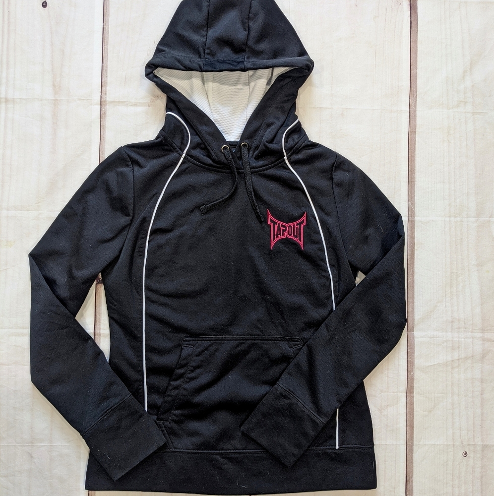 NWOT Black Tapout Hoodie Size Small